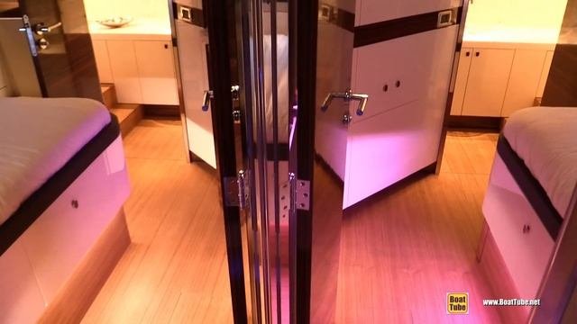 2022 Zeelander Z72 Luxury Yacht - Walkaround Tour - 2021 Cannes Yachting Festival