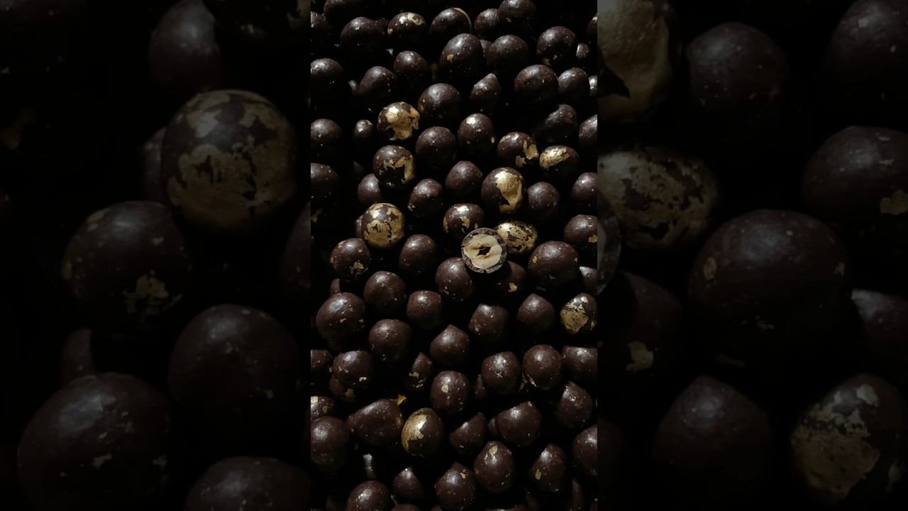 Наше шоколадное драже «Фундук-Сабле» #chocolate #candy #chocolatelover #cookies