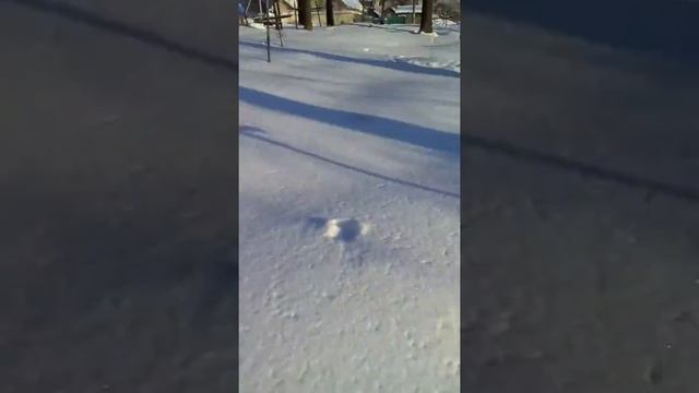 Погост. Кладбище занесённое снегом.