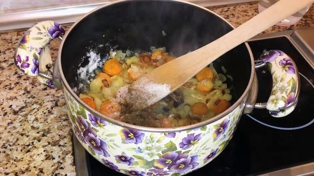 Vegetable creamy broccoli soup / Брокколи крем-суп