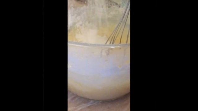 Готовим шоколадные печеньки с мамой я забыла рецепт прикрепить по этому загружу в шортс ?