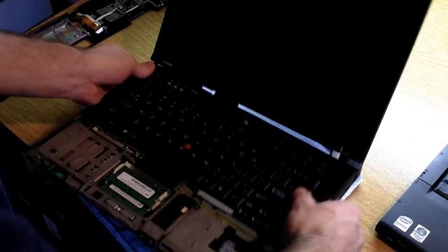 How to Remove and Reset the Power-On Password for a Thinkpad (Lenovo, IBM, T61, T400 etc)
