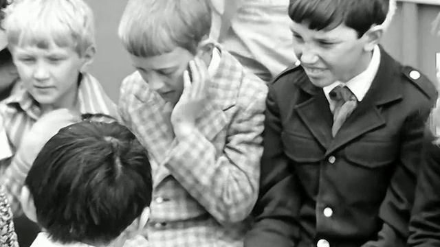 1978 год. Тюмень. Школьники из Сургута и Нижневартовска в пионерлагере
