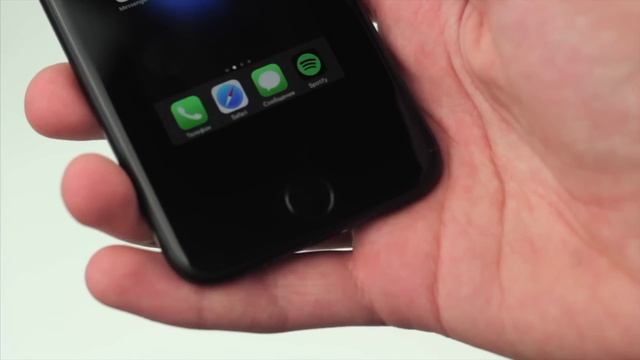 iPhone 7 — стоит ли покупать?
