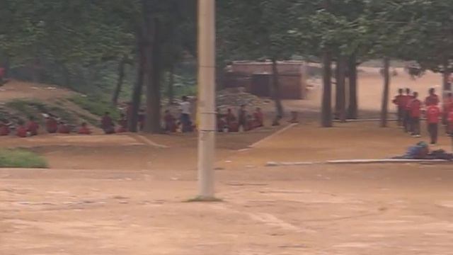 Тренировка в школе рядом с монастырем Шаолинь