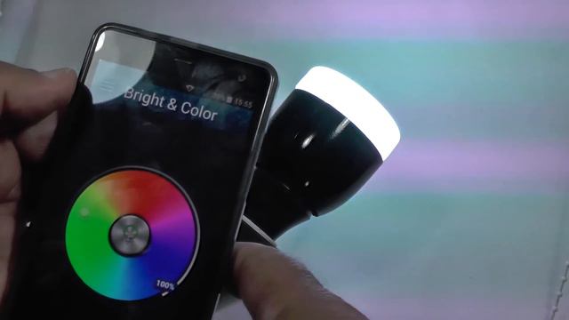 InLit LED Smart Bulb - WiFi controlled, smartphone loving light bulb [Review]