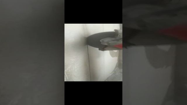 Алмазная резка проема ручным резчиком Husqvarna