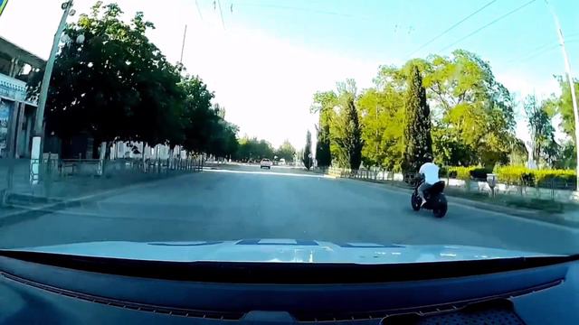В г. Керчи при попытке скрыться полицейскими задержан мотоциклист