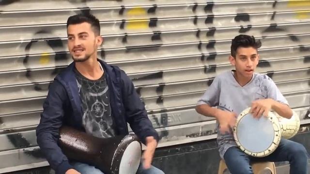 Sercan e Kemal Gider - Percussionistas de darbuka
