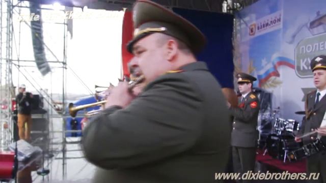 Ростов город. военный оркестр Игорь Федюнин