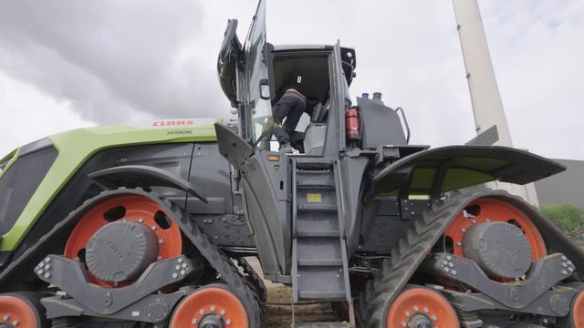 Maaßen Erd- und Tiefbau Teil 8 - Action auf der Baustelle (Claas Xerion 12.6_