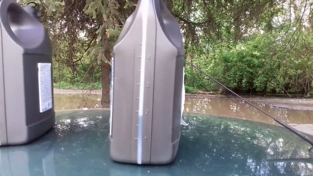 КАК ПРИМЕНИТЬ ОСТАТКИ МОТОРНОГО МАСЛА?КОТОРЫЕ ОСТАЮТСЯ ПОСЛЕ ЗАМЕНЫ МАСЛА?