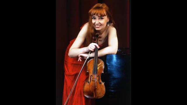 Moments with Paganini  Variations on Rossini's Non piu mesta,  /Bel Canto di Violino Anna Karkowska