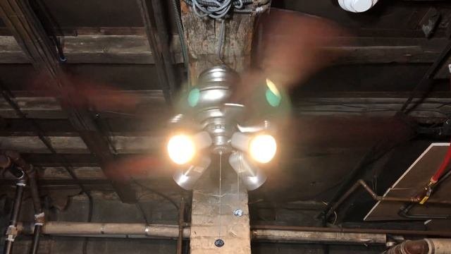 Hampton Bay Redington IV Ceiling Fan 52” (Brushed Steel/Gloss Rosewood)