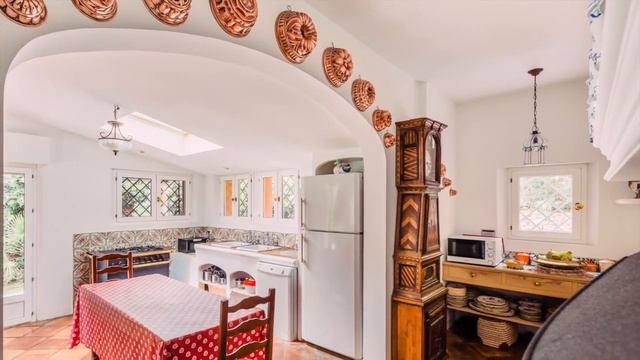 Propriété de prestige à vendre Bormes Les Mimosas vue mer - Var - Annonces immobilières