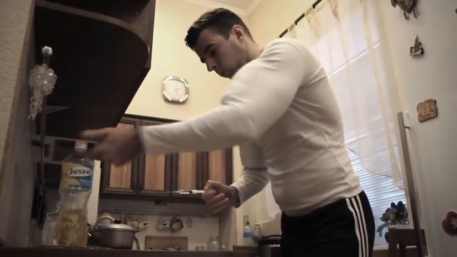 Кирилл Терёшин  ВЗОРВАЛСЯ БИЦЕПС