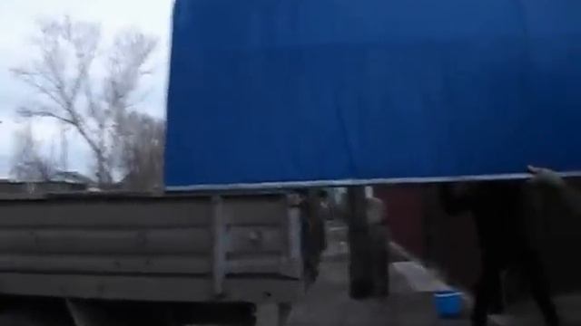 Устанавливаем быстро съемную будку