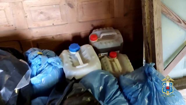 Полицейские обнаружили в подпольной нарколаборатории около 37 кг «синтетики»