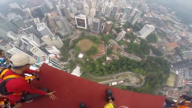 Джампинг , кувырок JUMPING!