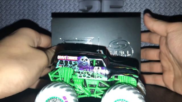 2019 SPIN MASTER MONSTER JAM TOY FAIR EXCLUSIVE | GRAVE DIGGER