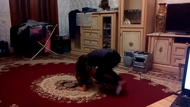 Как делать кувирок