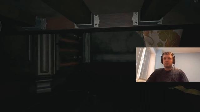 папич жестко пугается в Resident Evil 8: Village