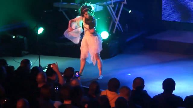 Lindsey Stirling Zelda Song