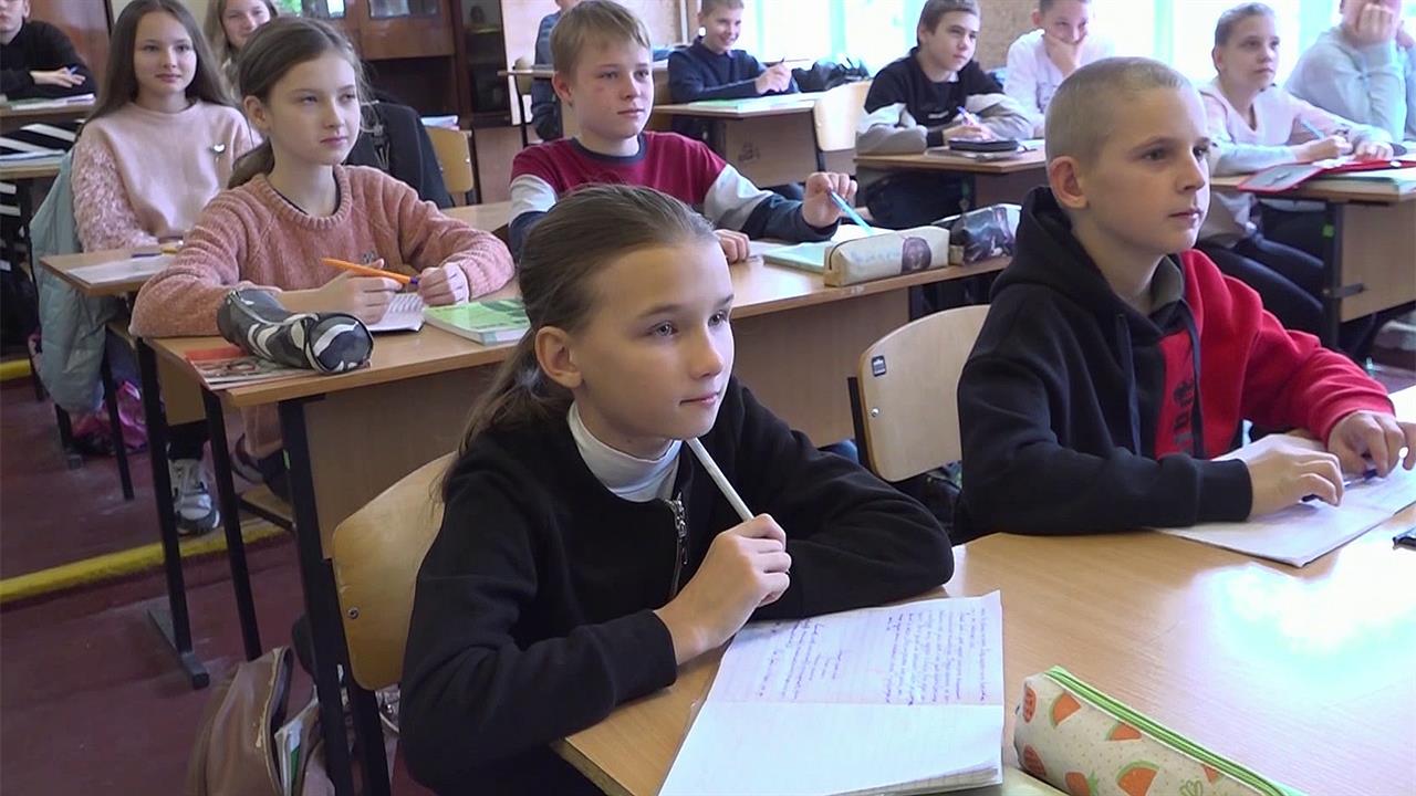 В освобожденных районах Запорожской области школы перешли на российские стандарты