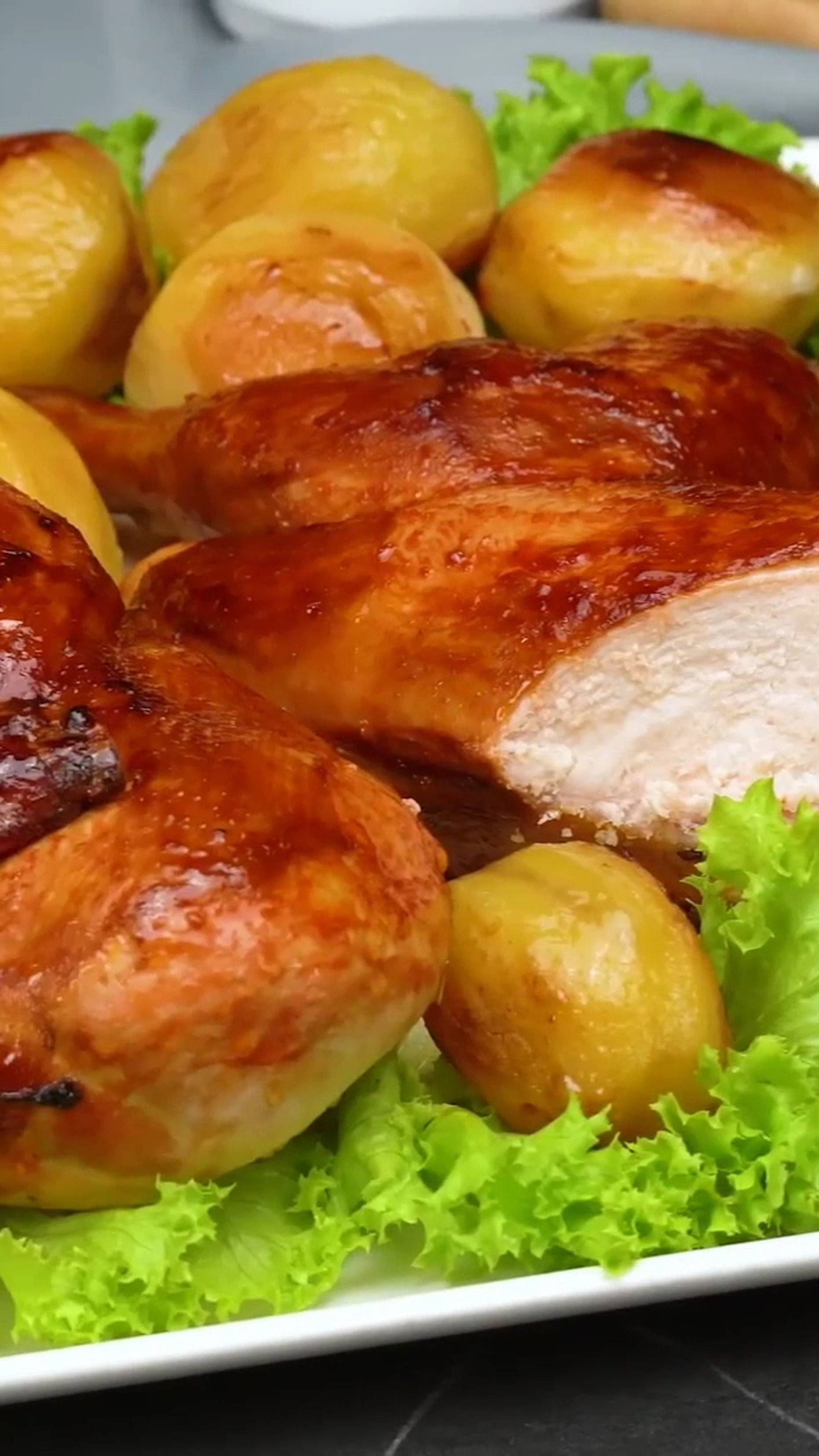 Знаменитый рецепт курицы по-французски, собравший миллионы просмотров