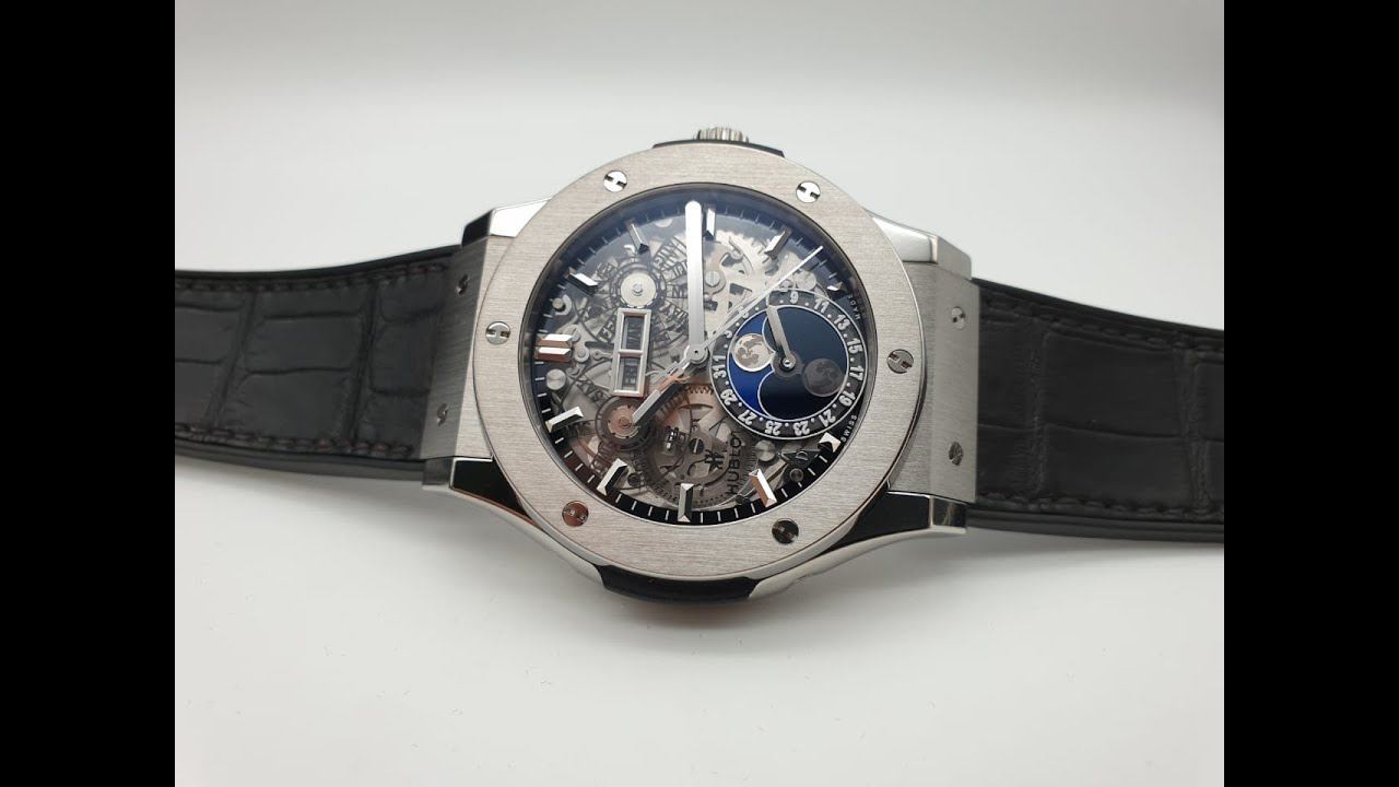 Hublot Classic Fusion Aerofusion Moonphase Titanium 45 mm 517.NX.0170.LR