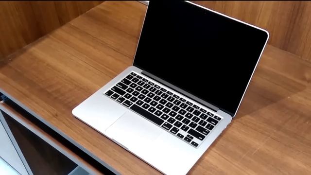 New Macbook Pro 2015 UNBOXING : 13"in Retina - MF840HN/A