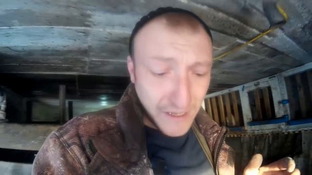 Делаю вентиляцию в сарае - всё промокло // надоели проблемы