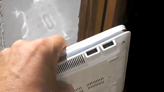 digital reflection of netbook due to" thru the wall" laser spying technology