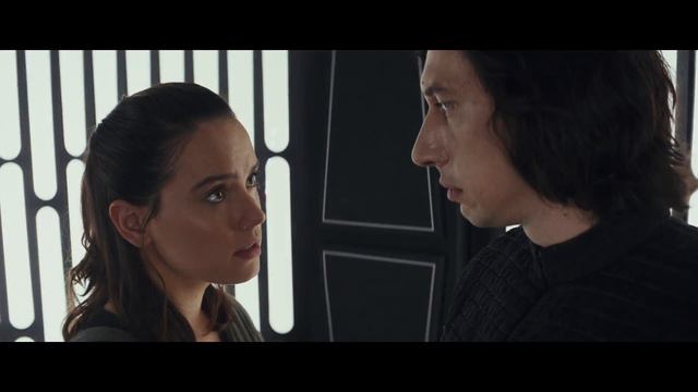 Star Wars - Gli Ultimi Jedi - Rey e Kylo in ascensore