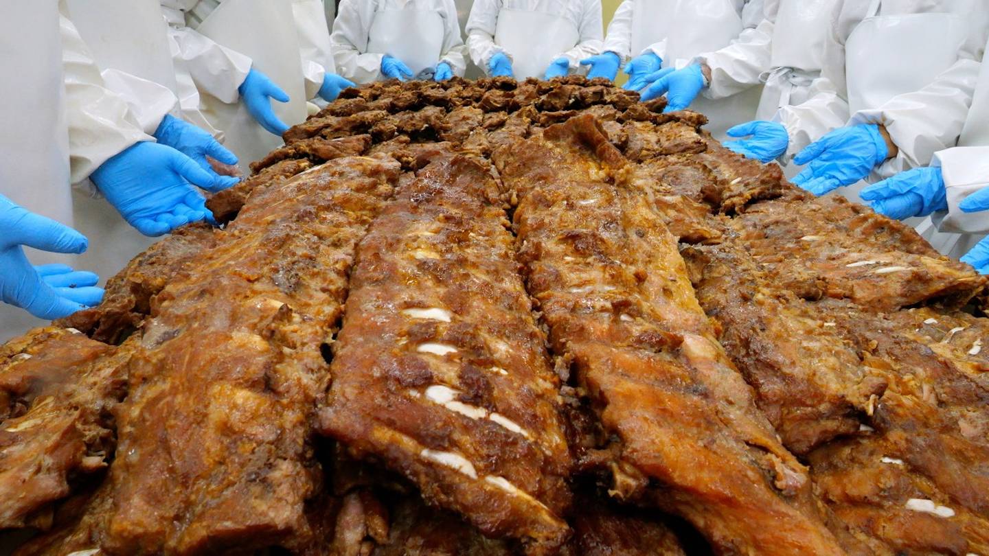 Фабрика свиных ребрышек-барбекю крупнейшего масштаба всех времен / Корейская фабрика барбекю