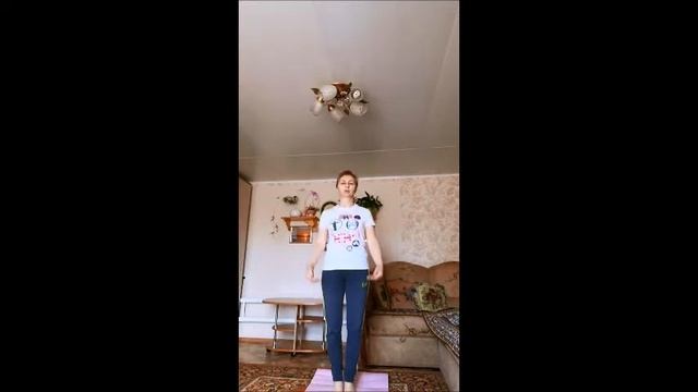 Комплекс упражнений для утренней зарядки.