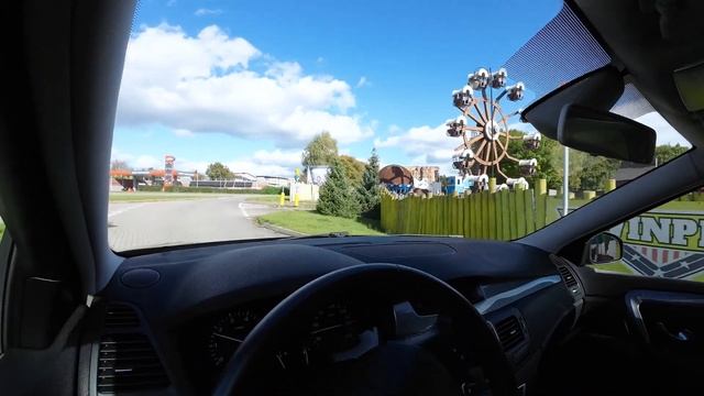 AXON-CARS - Niezawodny Oszczędny Wygodny | Renault Laguna 1.6 Benzyna