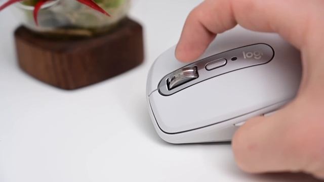 Logitech MX Anywhere 3 Is the ULTIMATE Portable Mouse for Mac & iPad!