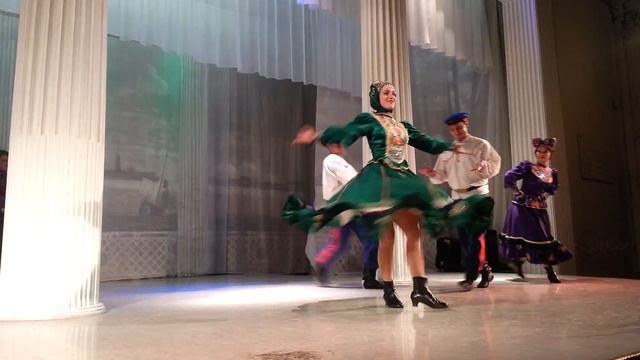 Казачий танец 82 #upskirt #казачий #танец