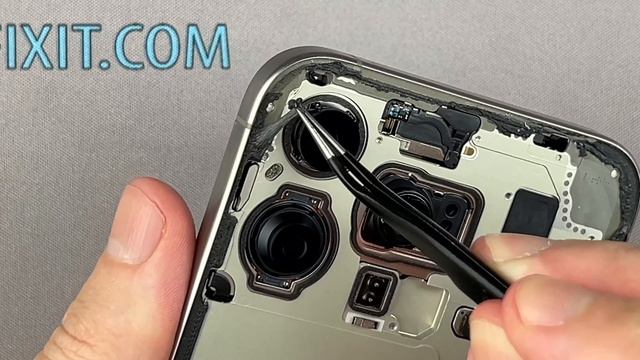 Как заменить треснутое или поврежденное заднее стекло на iPhone 15 Pro Max | Пошаговое руководство
