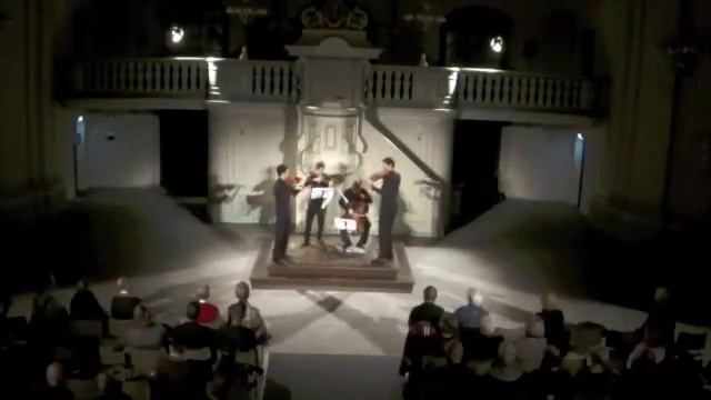 L.Boccherini: "Larghetto" from Quartetto op.26 n.4, Ensemble Symposium