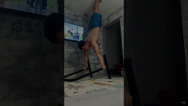 Сложные элементы воркаута #shorts #воркаут #спорт