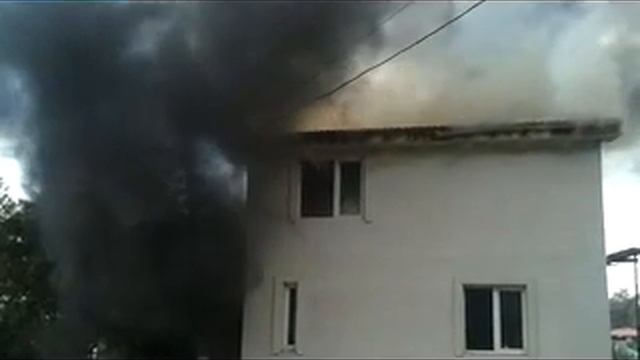 Пожар в Ялте на ул.Сосновая