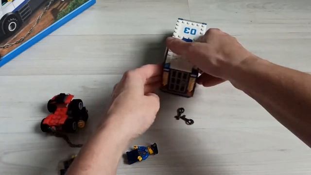 Аналог Lego 10418 бела bela, lari, Автомобиль для перевозки заключённых