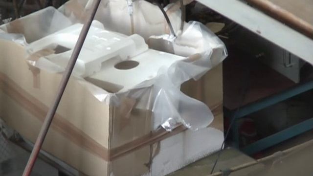 Деструкция автомобильной шины электрогиждроимпульсным методом