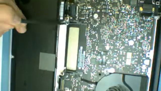 Upgrading memory in MacBook Pro 13" mid 2010