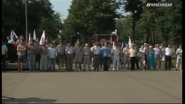 В Краснодаре в День ВМФ появился памятник морякам