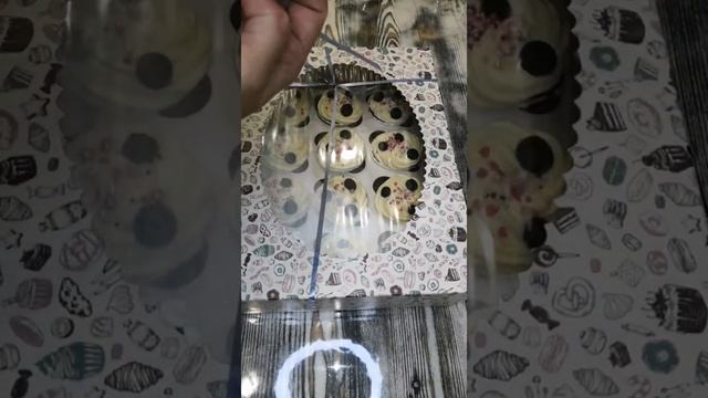 Как упаковать капкейки красиво. #shorts