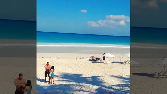 Pink Sands Beach