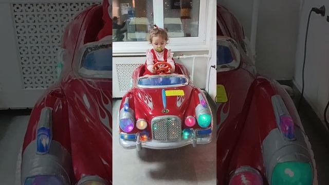 Аврора и кабриолет